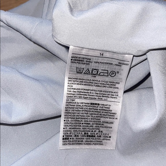 NWT-Banana Republic Flowy Silver skirt - Picture 4 of 5